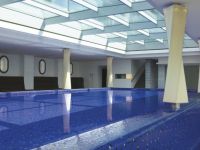 Hotel Bayerischer Hof in München mit geschlossenem Glasdach
